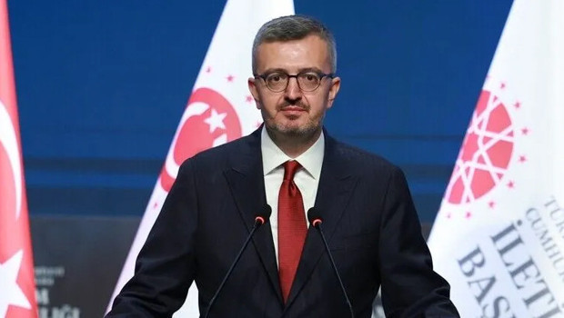 İletişim Başkanı Duran, Özdemir Bayraktar'ı andı haber görseli