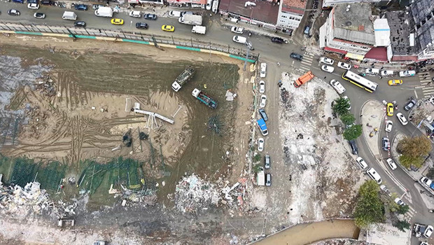 Sel felaketinin yaraları sarılıyor: Ayazağa ve Kemerburgaz'da temizlik mesaisi