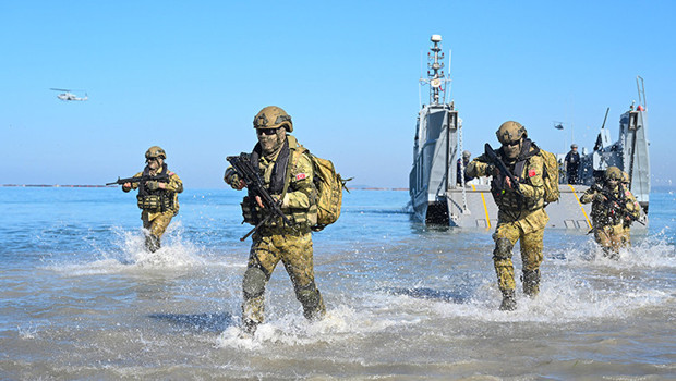 NATO’nun teyakkuz faaliyetinde TCG Anadolu ve TB-3 SİHA’lar sahnede