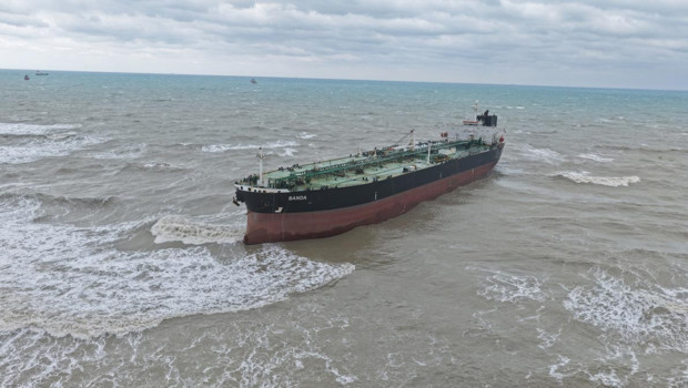 Bakanlık açıkladı: Sarıyer'de sürüklenen tanker kurtarıldı