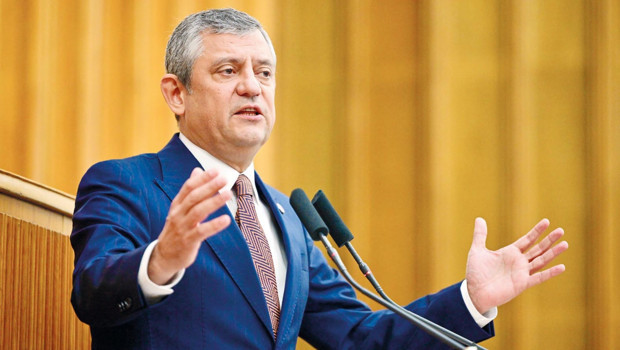 Özel’den fon çıkışı: Kriz derinleşiyor