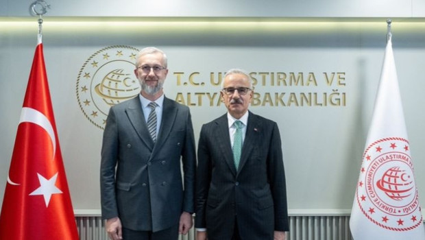 Bakan Uraloğlu, Ukrayna'nın Ankara Büyükelçisi Dzhelialov ile görüştü