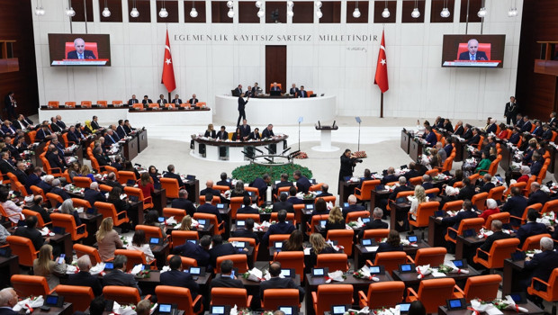 Fonların tasfiyesine ilişkin teklifin ilk 5 maddesi kabul edildi