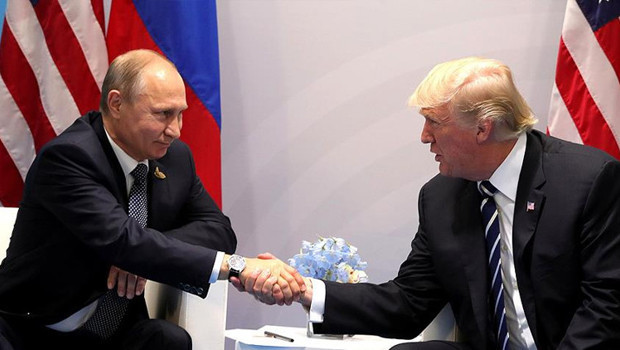 Trump hakkında şok iddia: Putin'in elinde görüntüleri var
