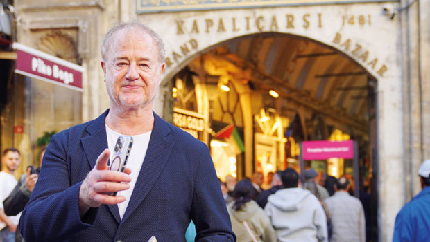 Game of Thrones'un yıldızı Owen Teale, İstanbul'da
