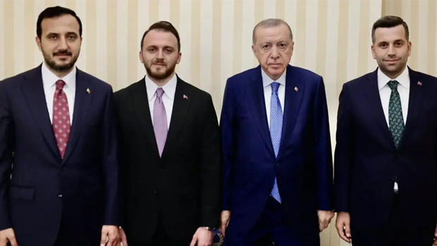 Cumhurbaşkanı Erdoğan, Üsküdar ve Ataşehir Belediye Başkan Vekilleri'ni kabul etti
