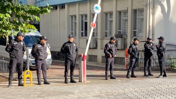 Merkezefendi Belediyesi operasyonunda 3 kişi mahkemeye sevk edildi, 7 kişi serbest