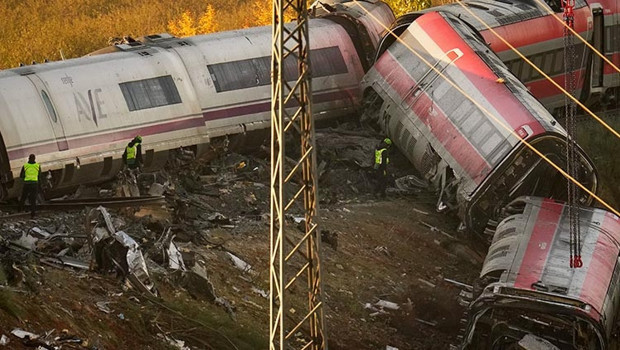 İspanya'daki faciada 74 kişi ölmüştü: Çarpışma anındaki hızı açıklandı