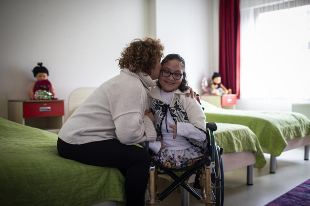 İrem ve Melek‘gönül’le büyüdü