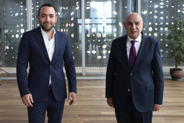 Altınok: Burası ağlama duvarı değil