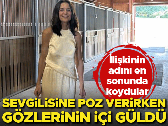 İlişkinin adını sonunda koydular… Sevgilisine poz verirken gözlerinin içi güldü