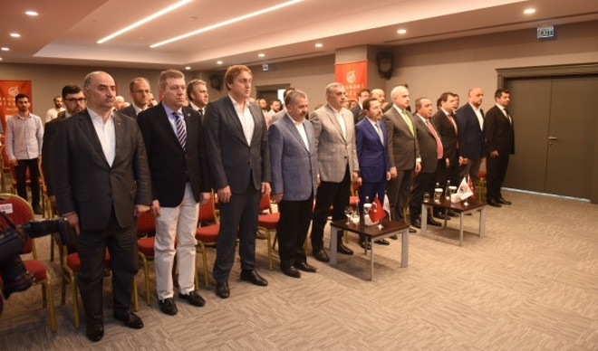 İş dünyası zirvede buluştu