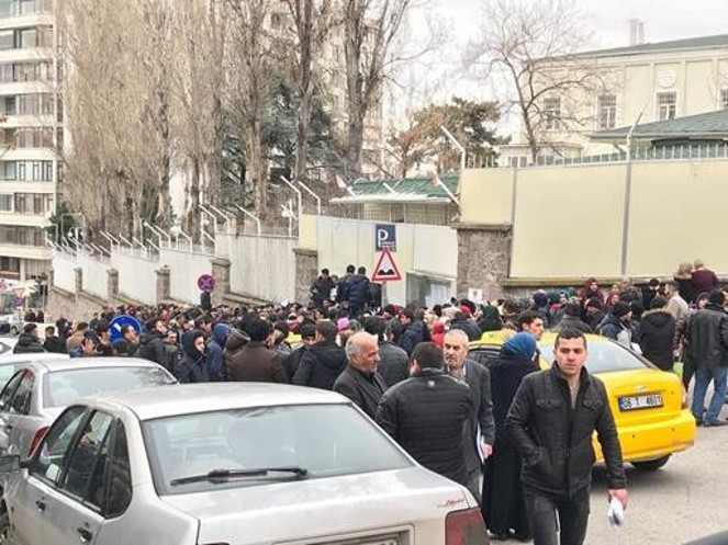 Şarıl şarıl akıyor pencere açtırmıyor