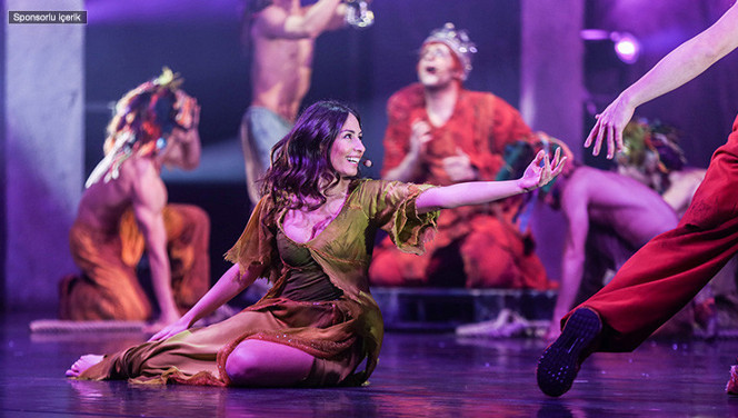 İstanbul buluşmasına günler kala... Notre Dame de Paris müzikalini 5 adımda tanıyalım!