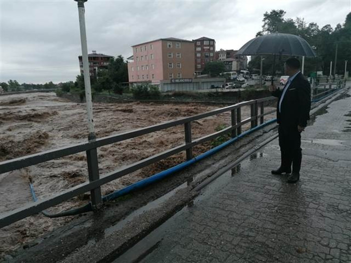 Son dakika... Samsunda selde iki kişi hayatını kaybetti