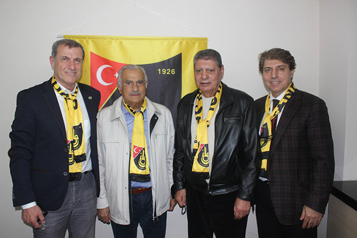 Türk futbolunun efsaneleri buluştu