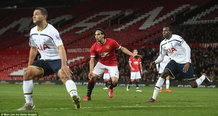 45 milyon Euroluk Falcao ne hallere düştü..