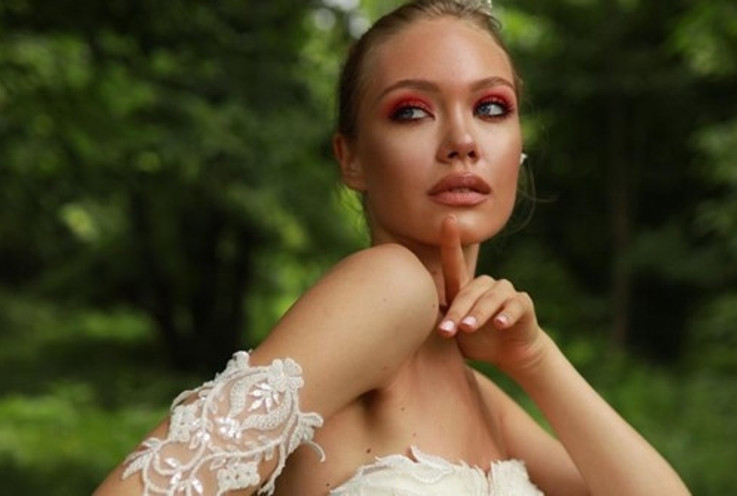 Nova Sposa: Tasarımlarını Geleneksel Çizgiden Kopmadan Bugüne Taşıyor