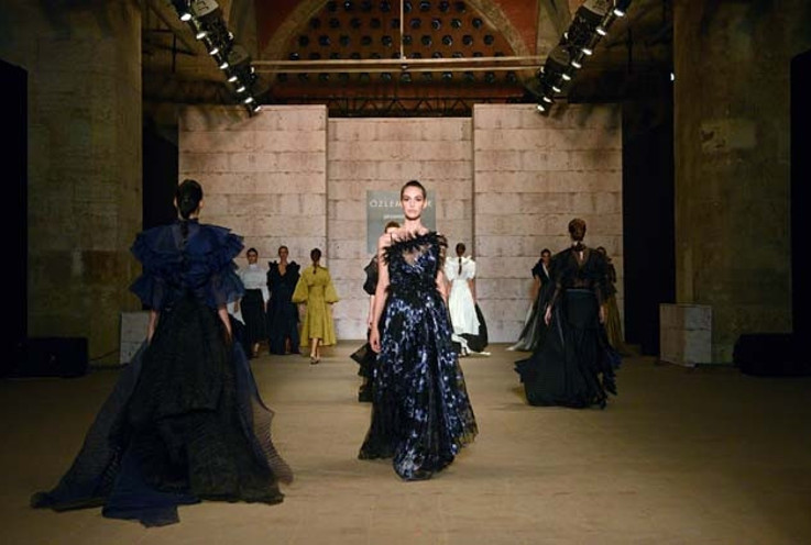 Özlem Süer İlkbahar/Yaz 2021 Koleksiyonu