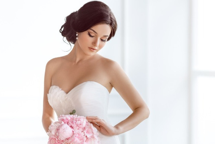 2022 Gelin Saç Modelleri ve Makyajı İçin Öneriler