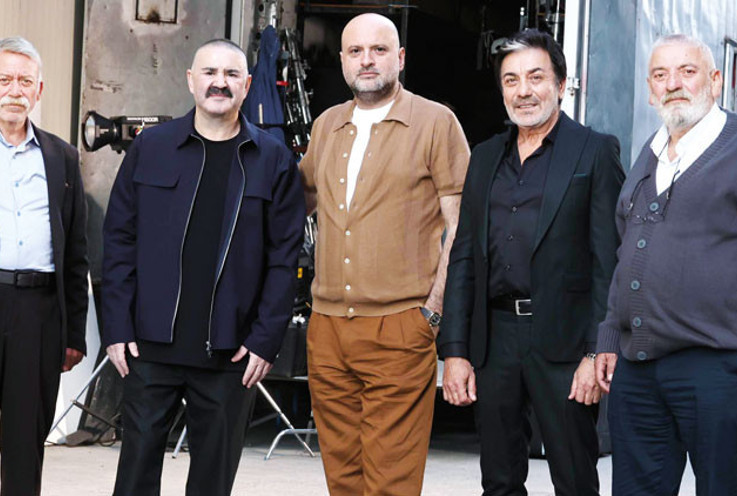 Ketenpere Dalavere'nin afişi hazır!