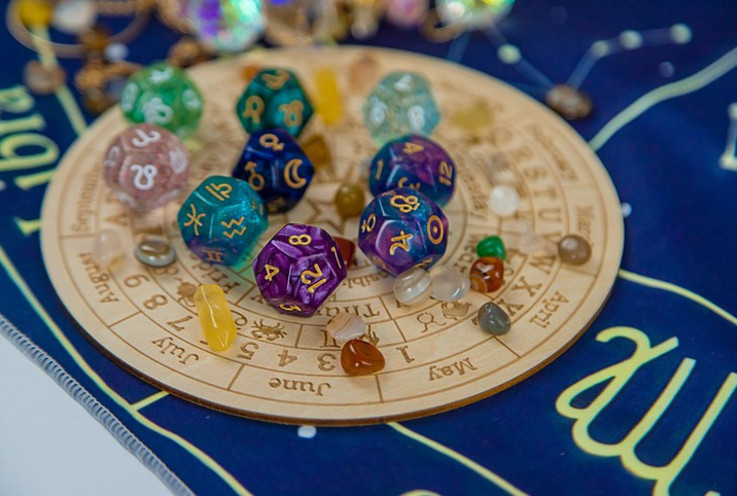 HAFTALIK BURÇ YORUMLARI 15 -21 ARALIK 2025 | Bu Hafta Burcunuzu Neler Bekliyor? İşte Yengeç, Aslan, Başak ve Diğer Burç Yorumları