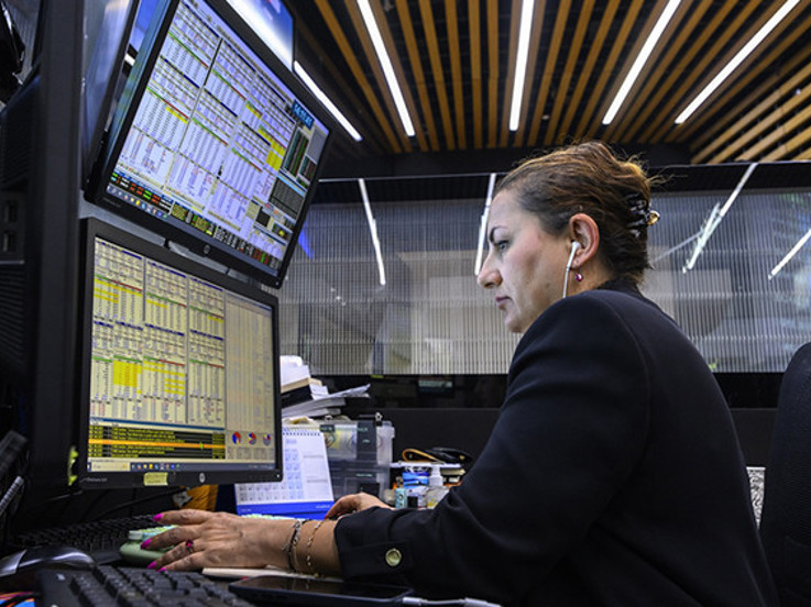 Borsa günün ilk yarısında geriledi