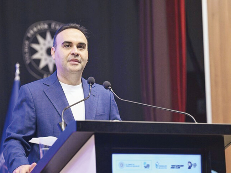 Yapay zekâ için 10 milyar dolarlık hamle