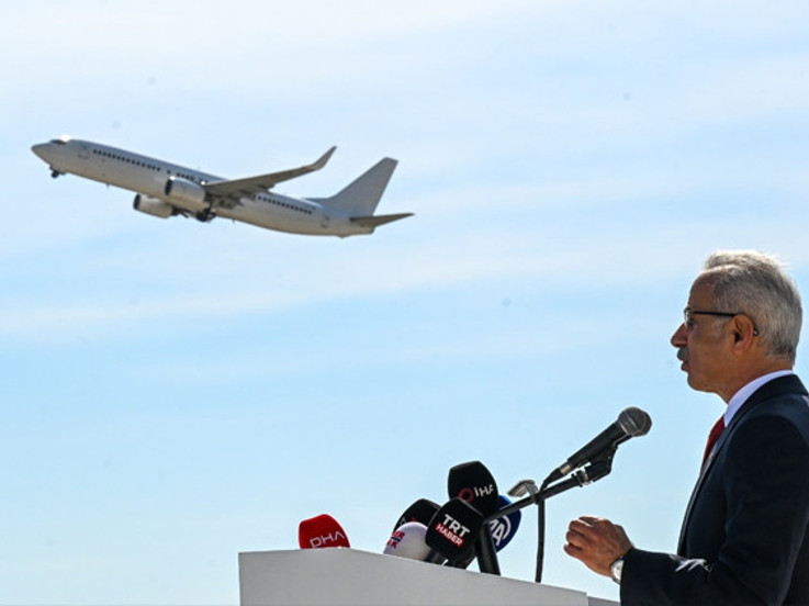 Bakan Uraloğlu: Ankara'yı küresel diplomasinin en önemli gökyüzü kapılarından biri haline getiriyoruz