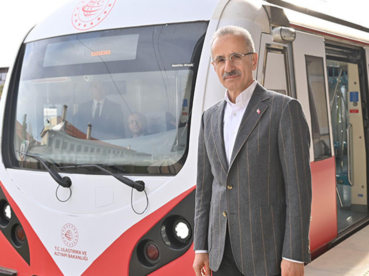 İstanbul'a yeni metro hattı 19 Haziran'da açılıyor! Halkalı-İstanbul Havalimanı arası 30 dakikaya düşecek