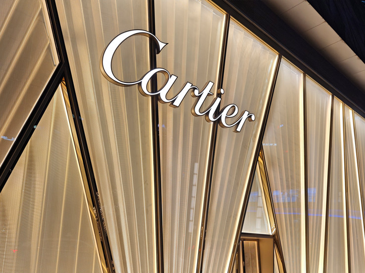 Cartier'in çatı şirketi beklentileri yerle bir etti