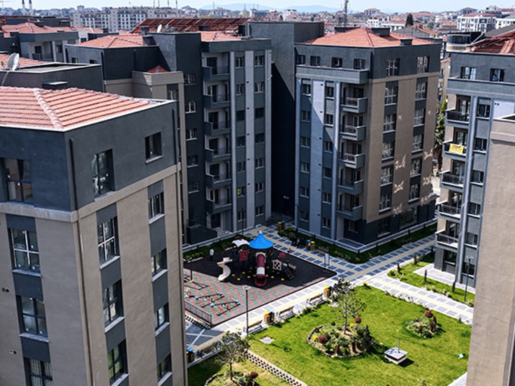 İstanbul’da yüzlerce aile yeni evine kavuştu! Bakan Kurum görüntüleri paylaştı