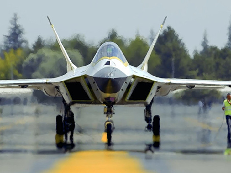 KAAN'ın yeni g&ouml;r&uuml;nt&uuml;leri ortaya &ccedil;ıktı 'F-35 ile aynı şartları sağlayacak'
