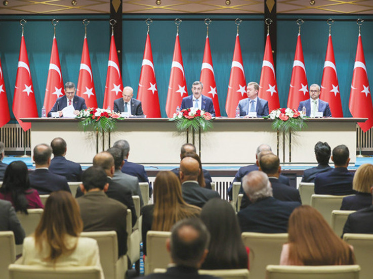 Orta Vadeli Program açıklandı Türkiye ekonomisinin 3 yıllık yol haritası belli oldu: Hedef tek haneli enflasyon ve istihdamı artırmak