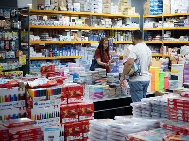 Kırtasiye alışverişi okulların açılışı öncesi hızlandı! Oda başkanından uyarı