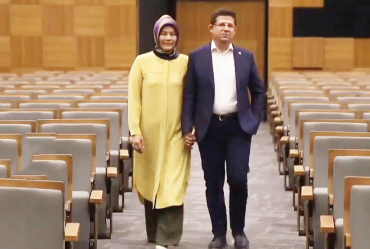 Ölüm döşeğinde bile kızına leş gibi kokuyorsun demiş