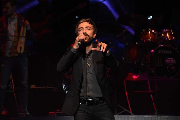 Yeni yılda ünlüler geçidi