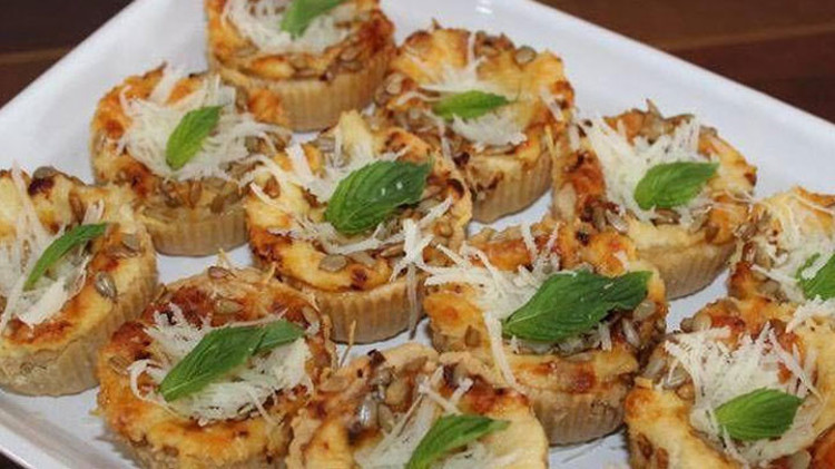 Kaşarlı mini sufleler tarifi