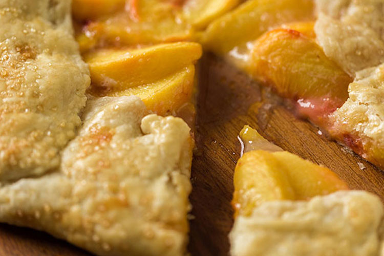 Şeftalili milföy tart tarifi