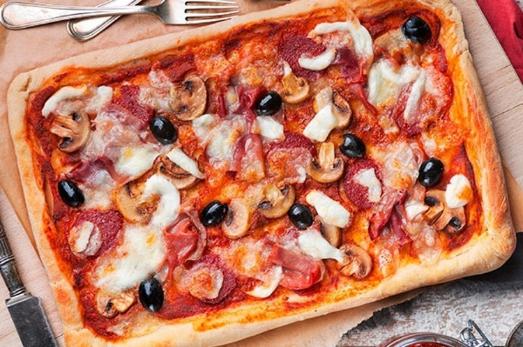 Pratik pizza tarifi