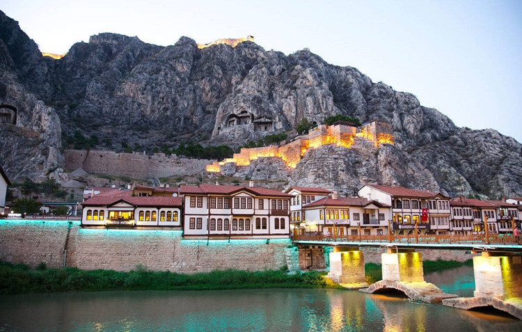 Hem kültürel hem de gastronomik