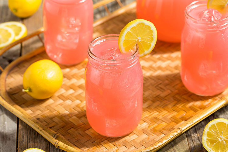 Çilekli limonata tarifi