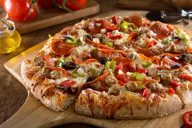 Karışık pizza tarifi
