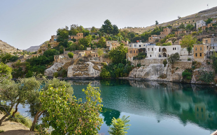 Bir göl, iki batık: Halfeti ve Belkıs köyleri, Antep-Urfa
