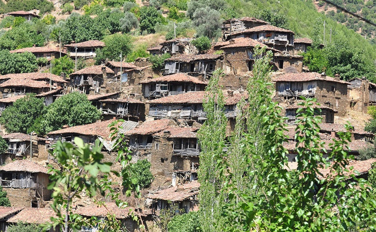 Manzarası en güzel köy: Lübbey, İzmir<