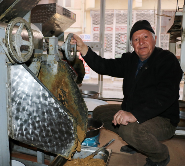 HAŞHAŞ EZMESİ YEREL GIDAMIZ