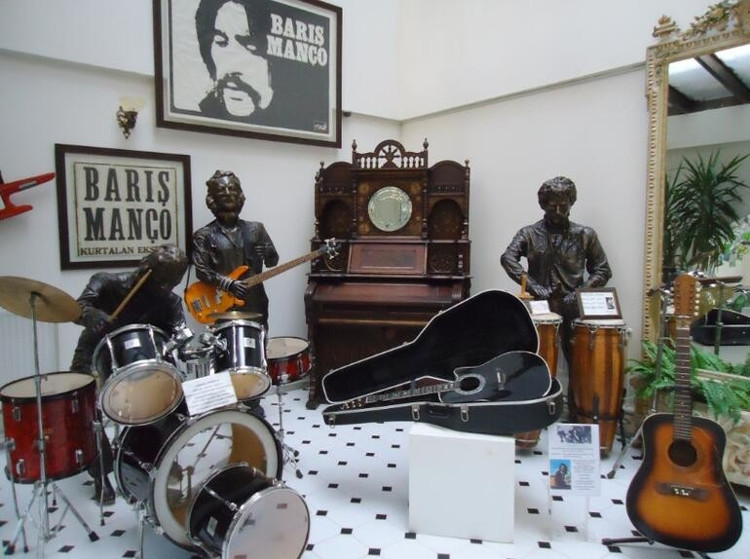 Moda’nın simgesi: Barış Manço Evi
