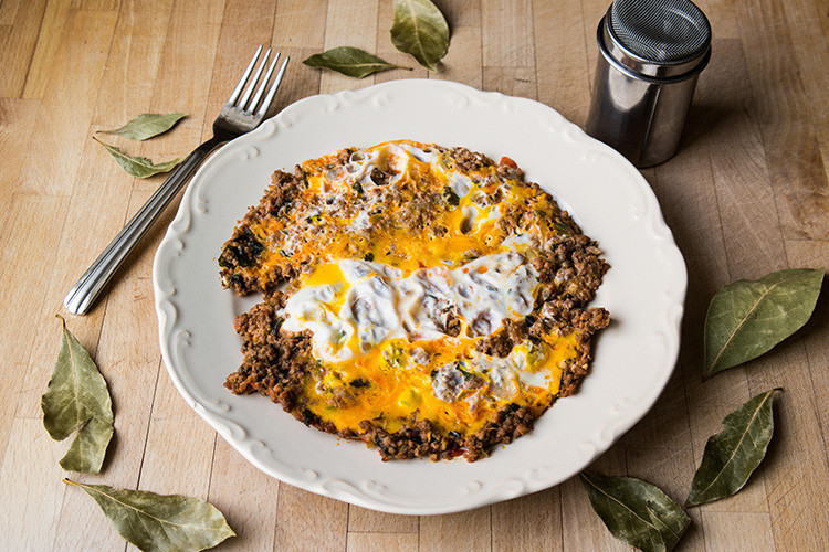 Kıymalı yumurta tarifi