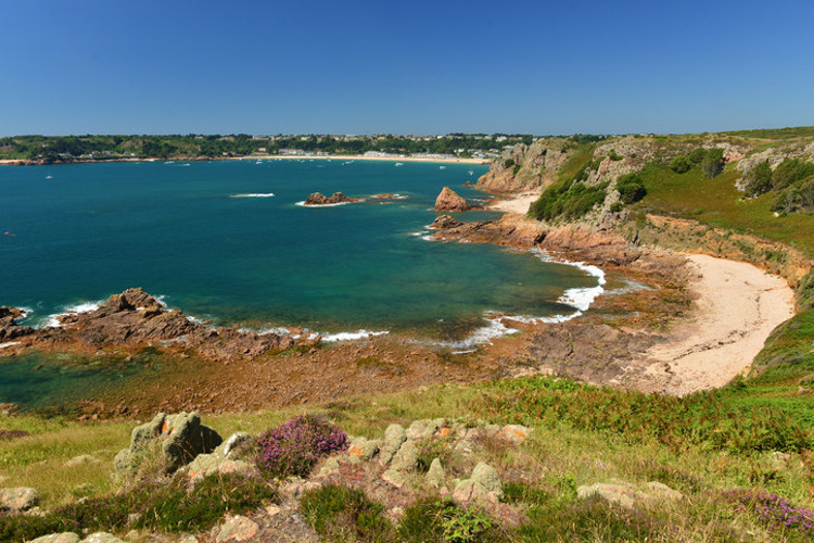 St. Brelades Bay Beach / St. Brelade, Jersey