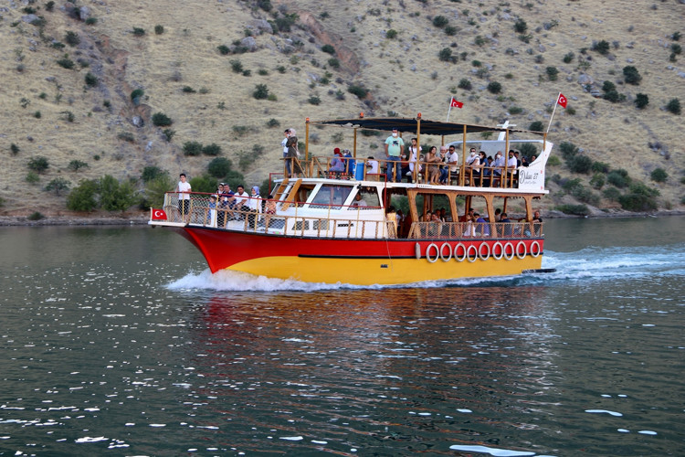 İlk günde yaklaşık yüz torba çöp toplandı